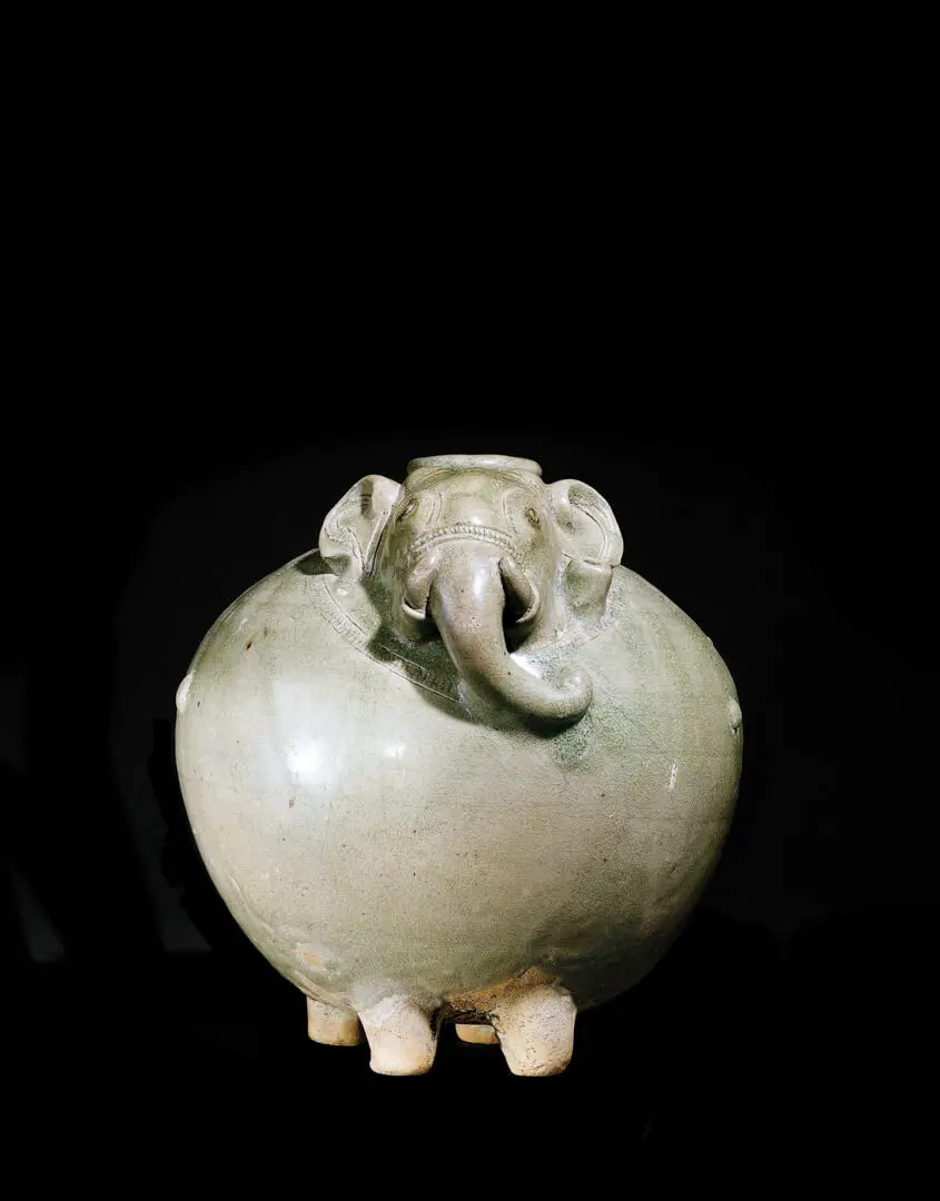 Jarra em forma de elefante – Camboja, Grés, vidrado, Khmer, Período Angkor, Séc. XII