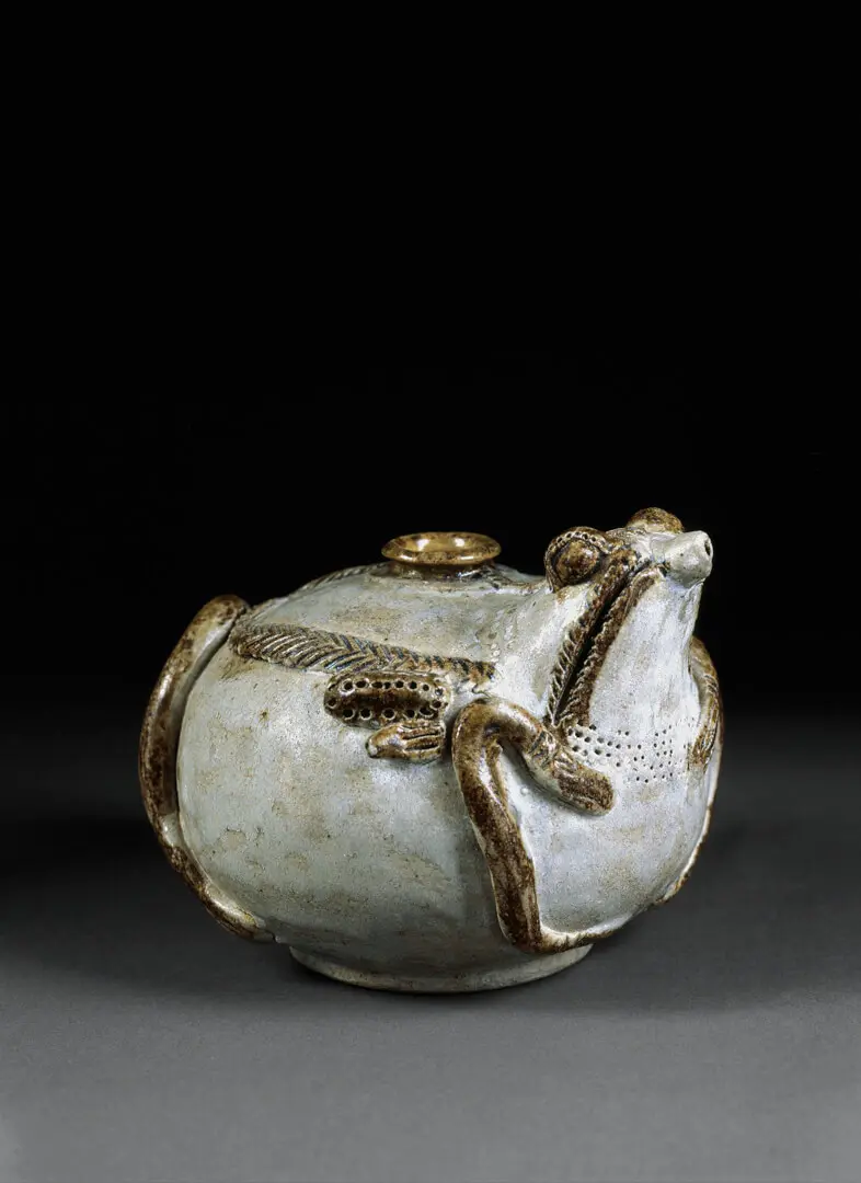 Water dropper – Thailand, Stoneware, brown and white, glazed, Sawankhalok, 16th c., CA-CFC.243