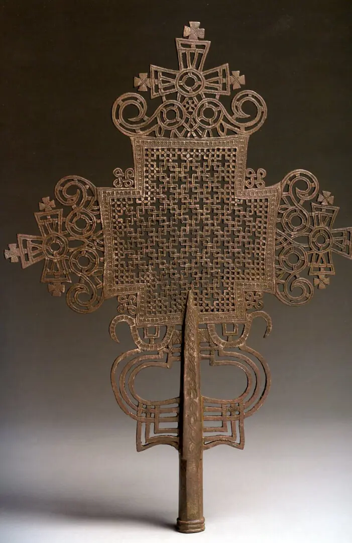 Cruz processional – Etiópia, Bronze, ouro, Estilo Lalibela, Séc. XV