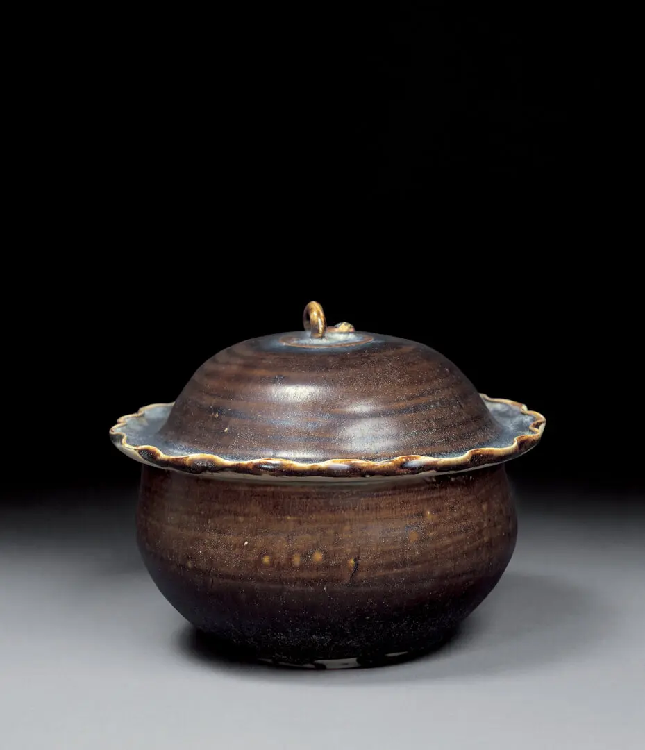 Taça com tampa – Vietname, Grés, vidrado, Dinastia Tran, séc. XIII–XIV