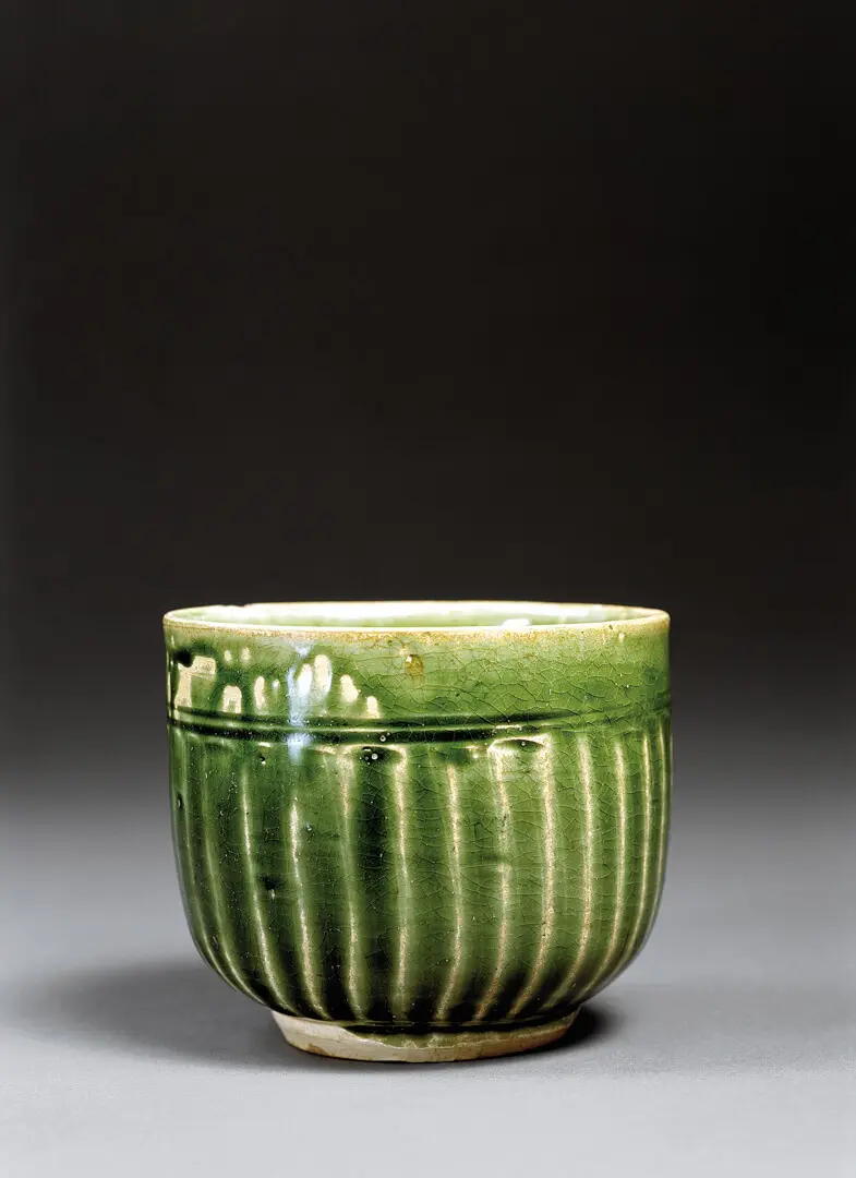 Beaker – Vietnam, Stoneware, glazed, Tran dynasty, 14th–15th century