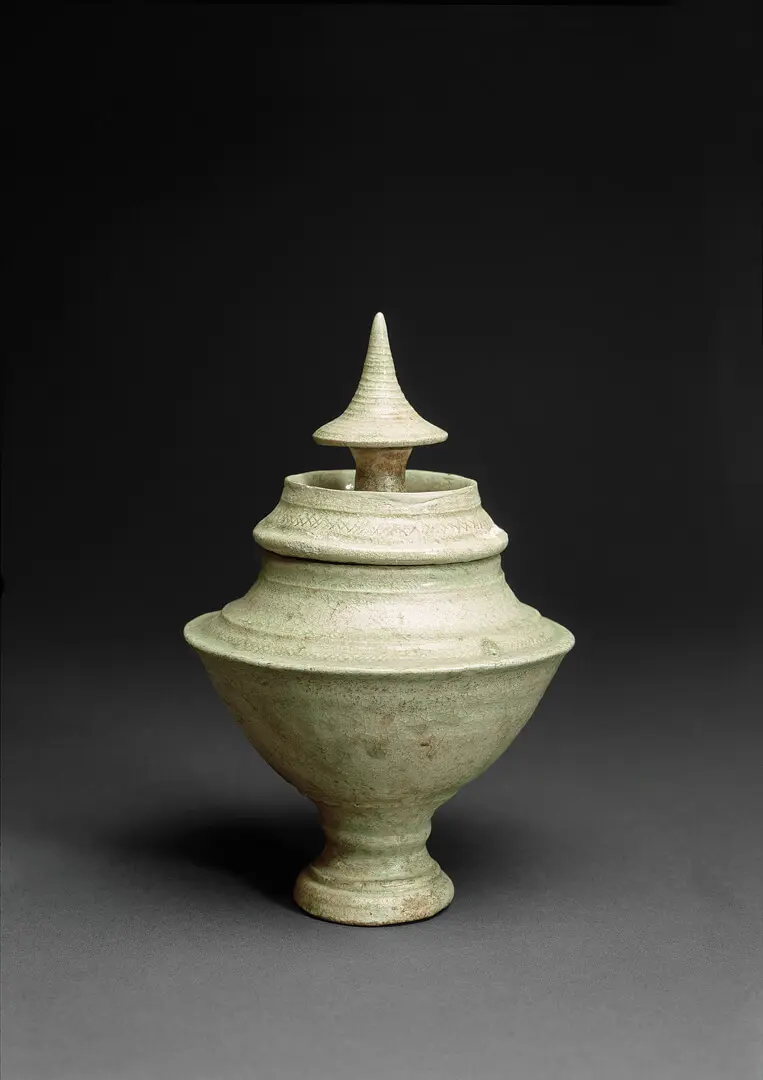 Taça com pé e tampa – Camboja, Grés, vidrado, Khmer, Período Angkor, séc. XII
