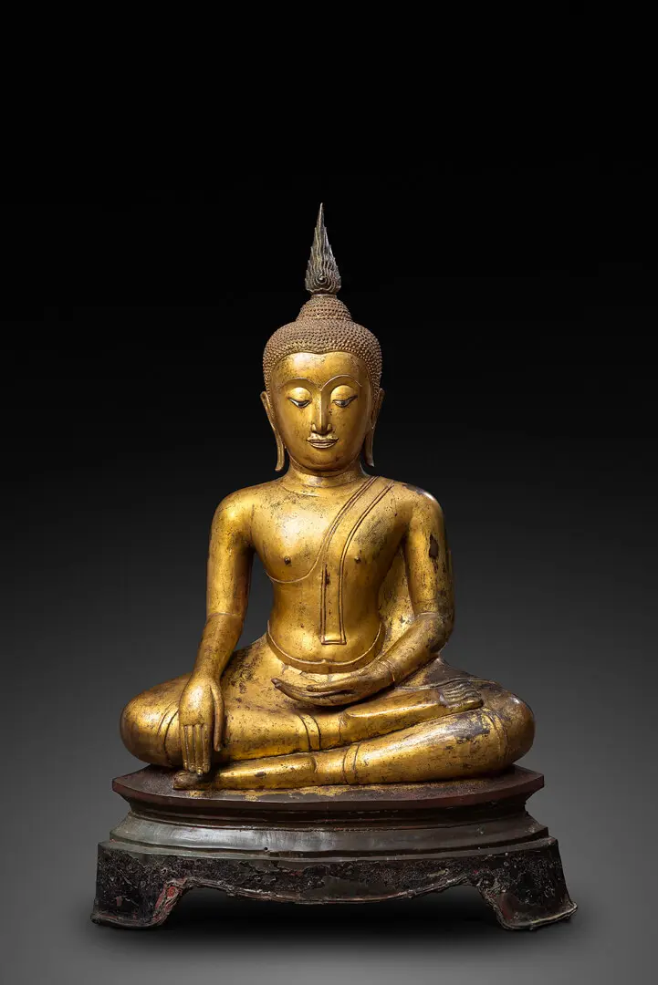 Figure of Buddha Shakyamuni subduing Mara – Thailand, Bronze, lacquer, gold, Ayutthaya school, 15th c. (late)