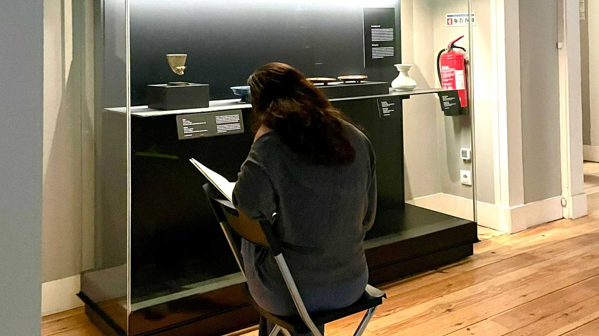 santa-doroteia-03 Alunas desenham peças de arte